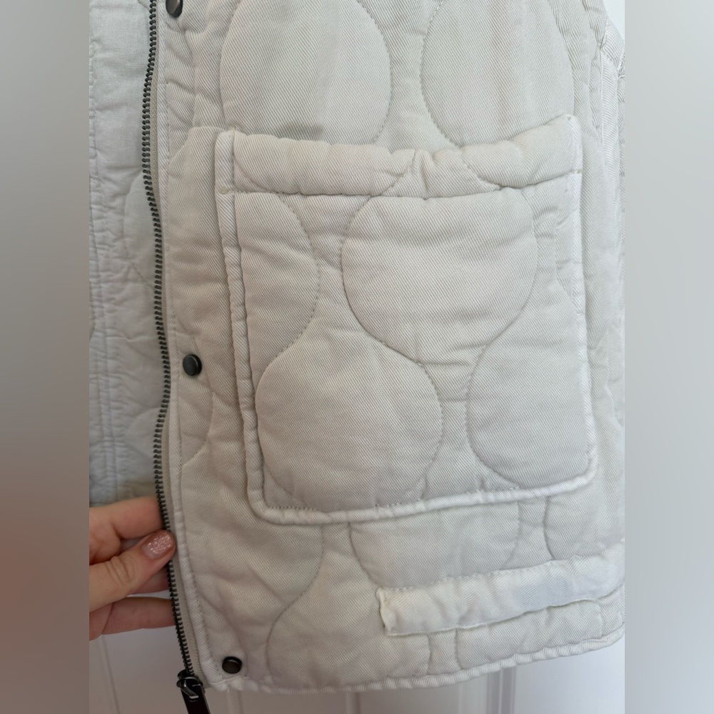 Zara quilted puffer vest - Picture 4 of 5
